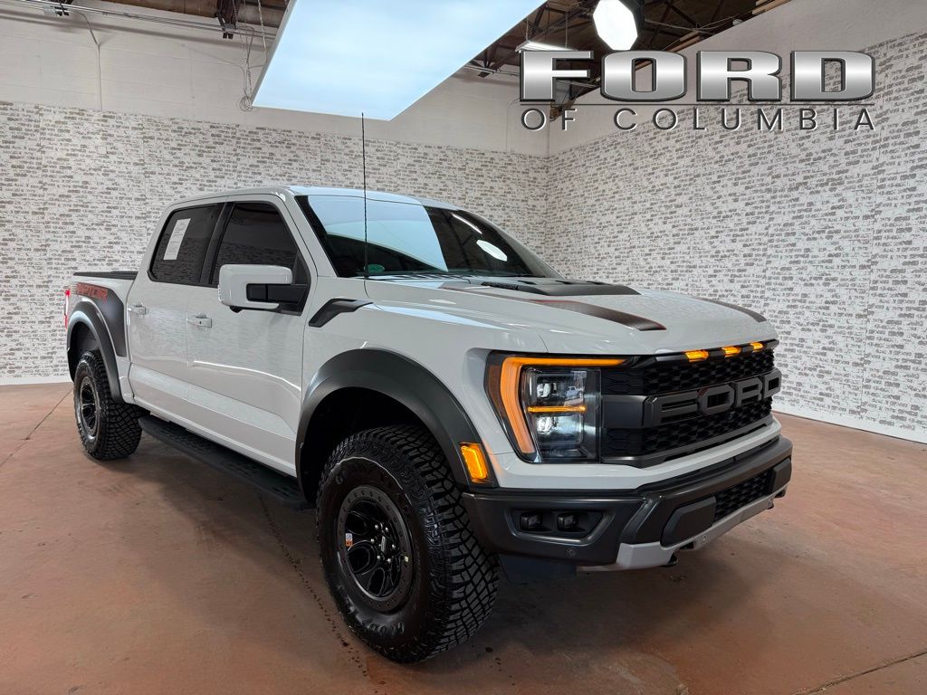 2022 Ford F-150 Raptor SuperCrew 4WD