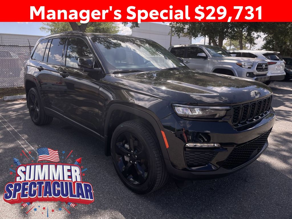 Diamond Black 2023 Jeep Grand Cherokee SUV / Crossover Four-Wheel Drive 8-Speed Automatic