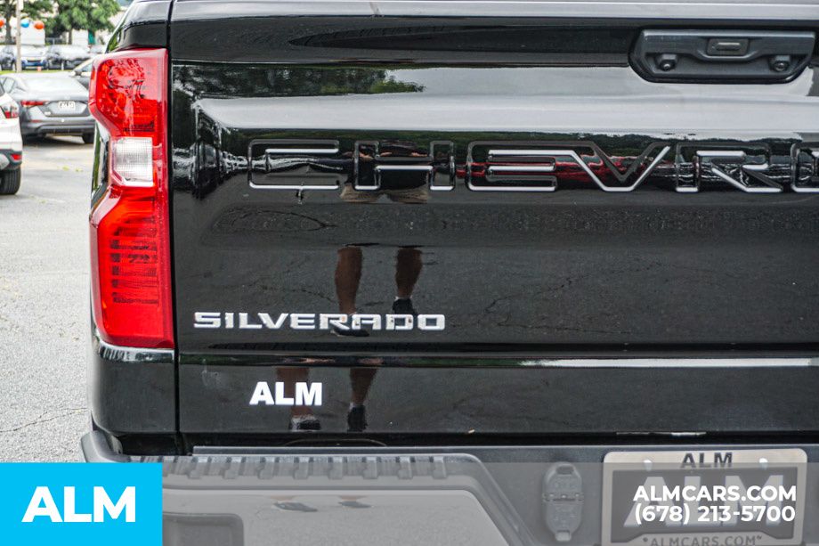 Used 2025 Black Chevrolet LT image 12
