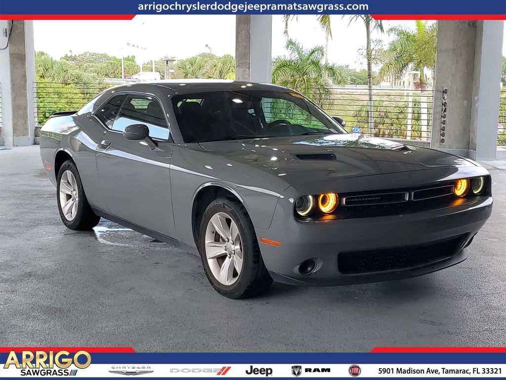 2023 Dodge Challenger media 1