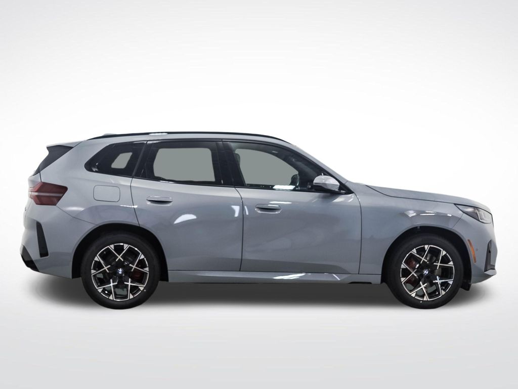 Thumbnail: 2026 BMW X3 - 6