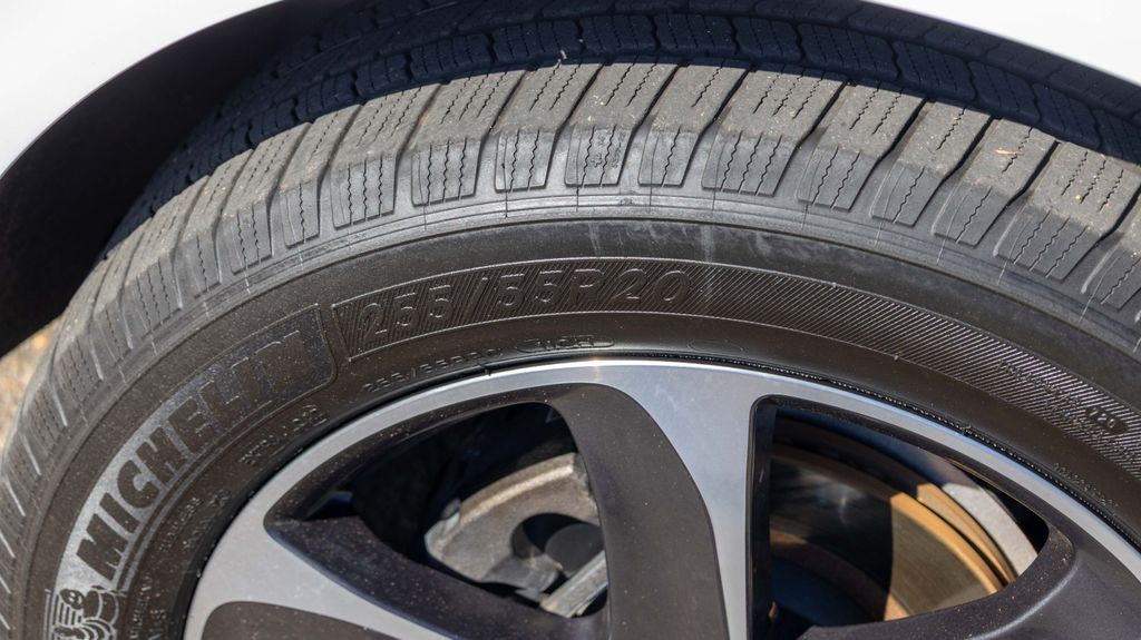 Used 2020 Buick Enclave Essence 4D Sport Utility