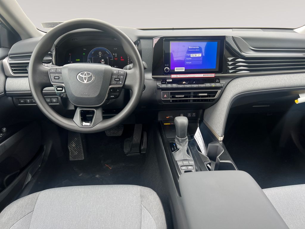 View vehicle photo 7