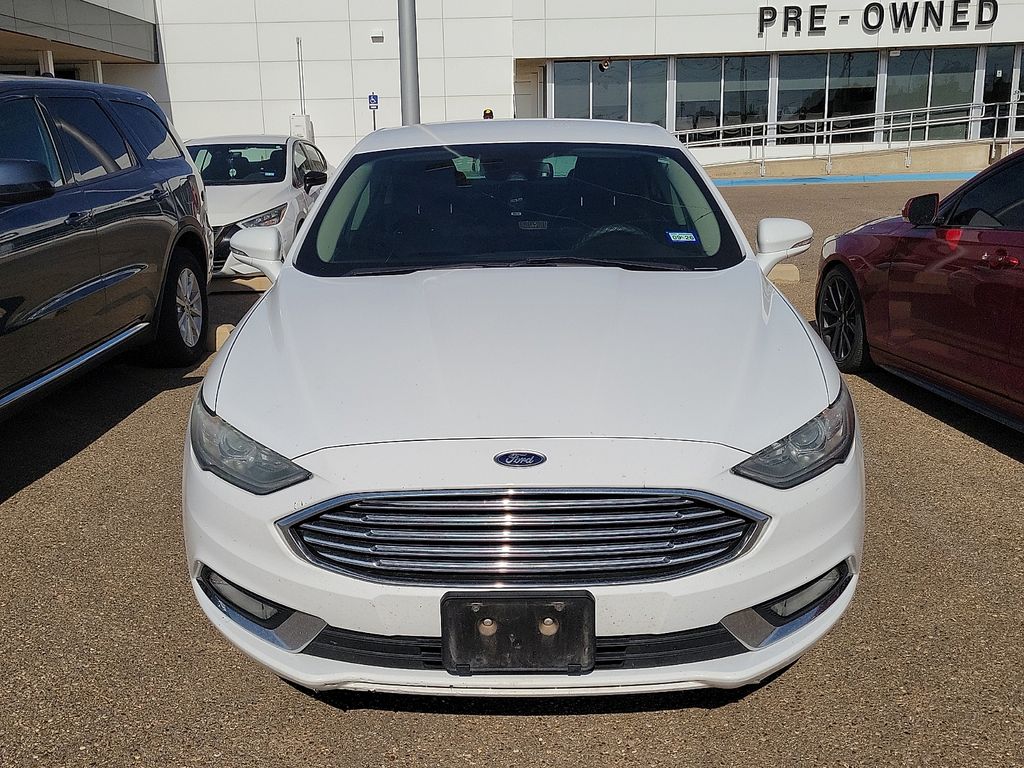 2017 Ford Fusion SE - 1