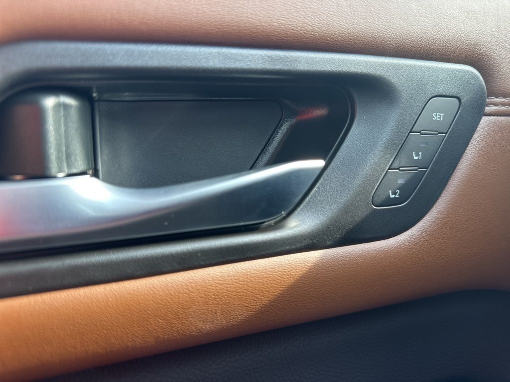 2025 Obsidian Green Pearl Nissan Pathfinder Platinum 4X4 SUV