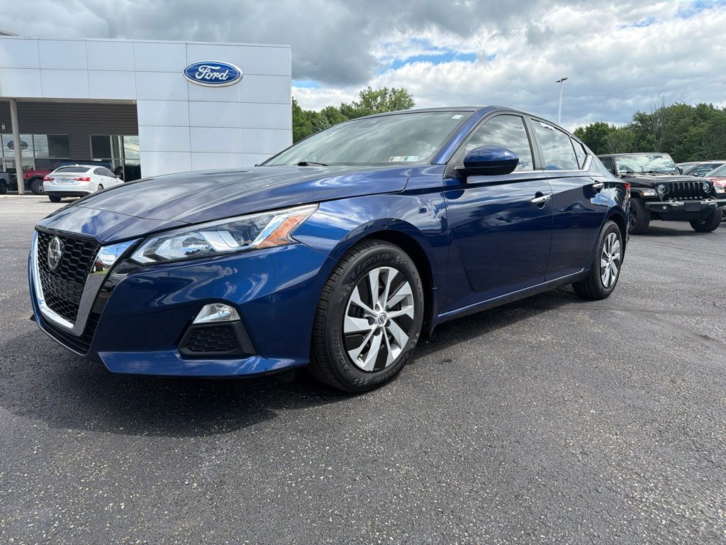 2021 Nissan Altima 2.5 S Blue at Bob Ruth Ford