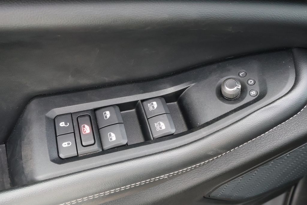 Thumbnail: 2023 Jeep Grand Cherokee - 18