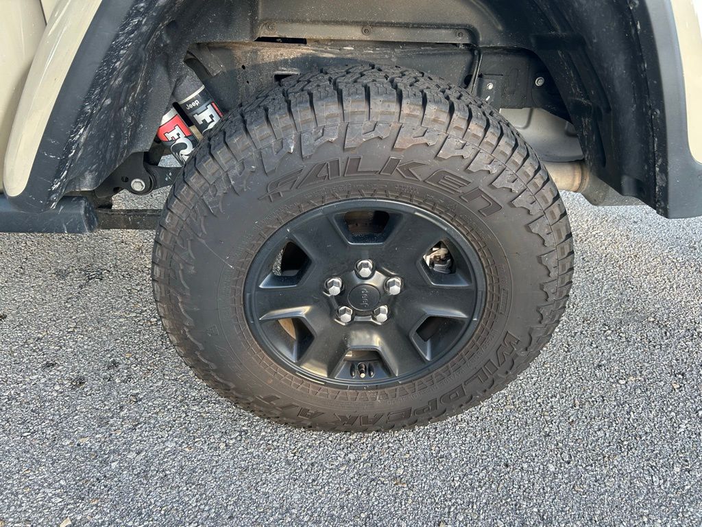 Thumbnail: 2020 Jeep Gladiator - 9