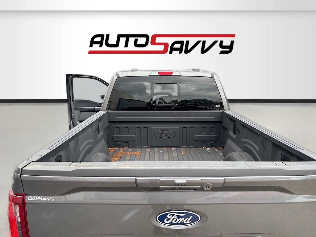 Used 2024 Gray Ford XLT image 27