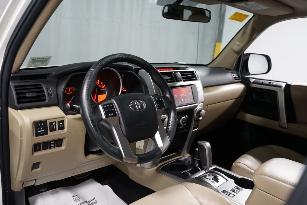 Thumbnail: 2011 Toyota 4Runner - 12