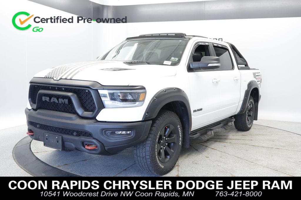 Bright White Clearcoat 2022 RAM 1500 Pickup Truck Four-Wheel Drive 8-Speed Automatic