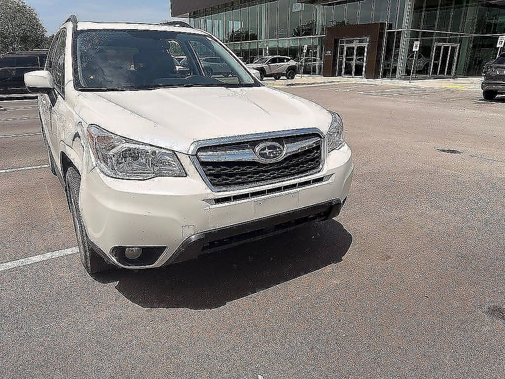 Crystal White Pearl 2016 Subaru Forester SUV / Crossover All-Wheel Drive Continuously Variable Transmission