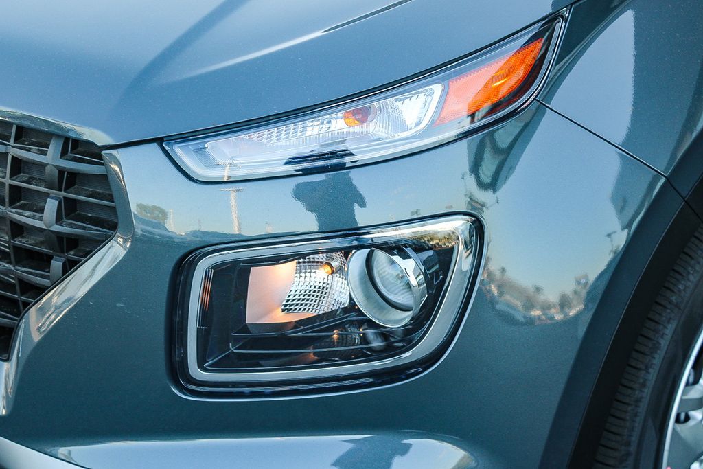 New 2026 Gray Hyundai SE image 5