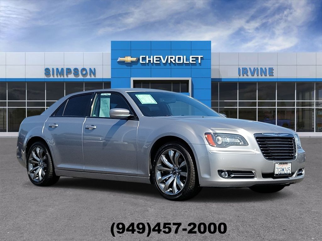Billet Silver Metallic 2014 Chrysler 300 Sedan Rear-Wheel Drive 8-Speed Automatic