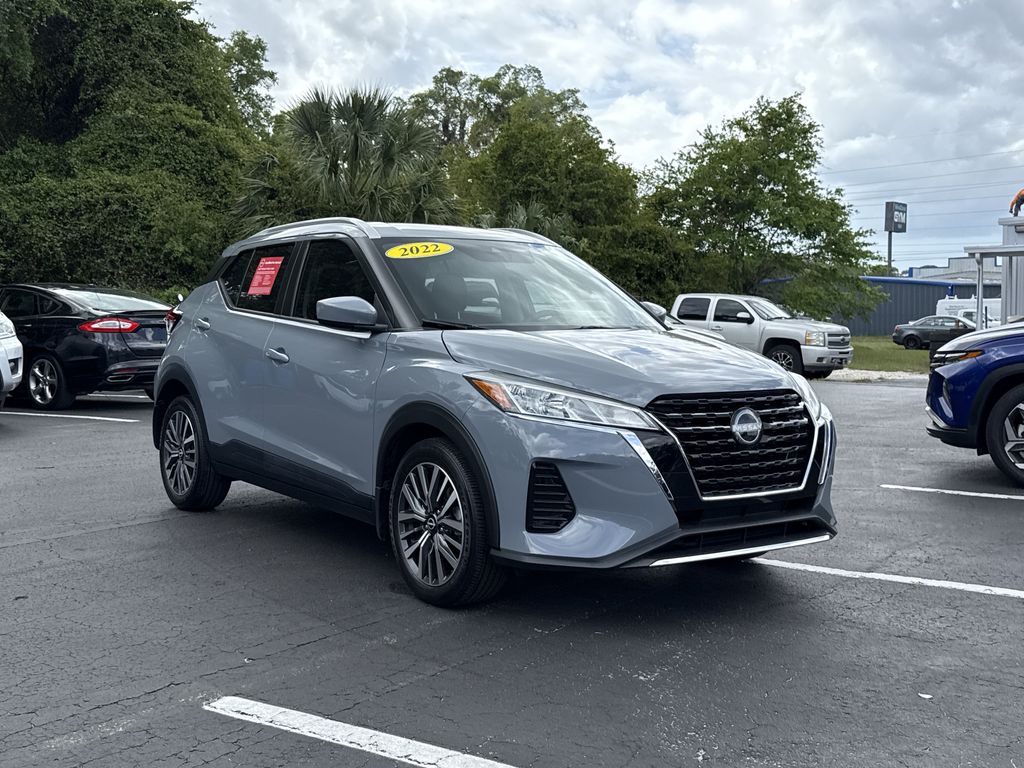 Boulder Gray Pearl 2022 Nissan Kicks SV FWD SUV / Crossover Front-Wheel Drive Continuously Variable Transmission