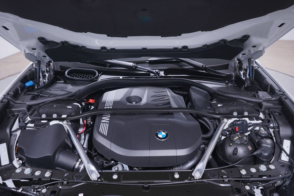 2025 BMW 7 Series 740i 17
