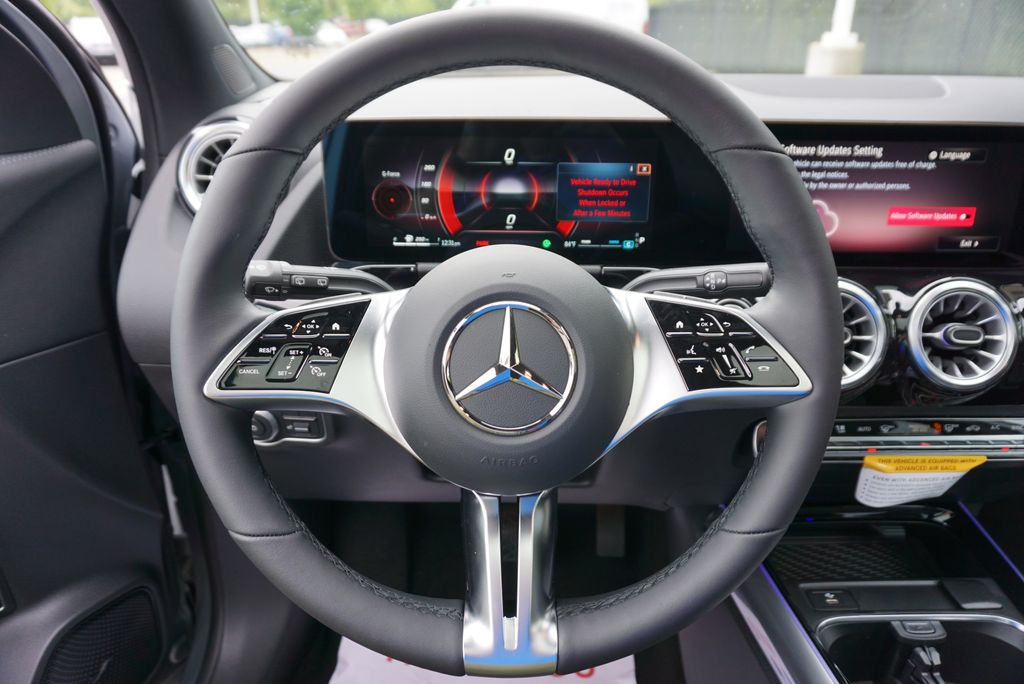 Thumbnail: 2026 Mercedes-Benz GLA - 26