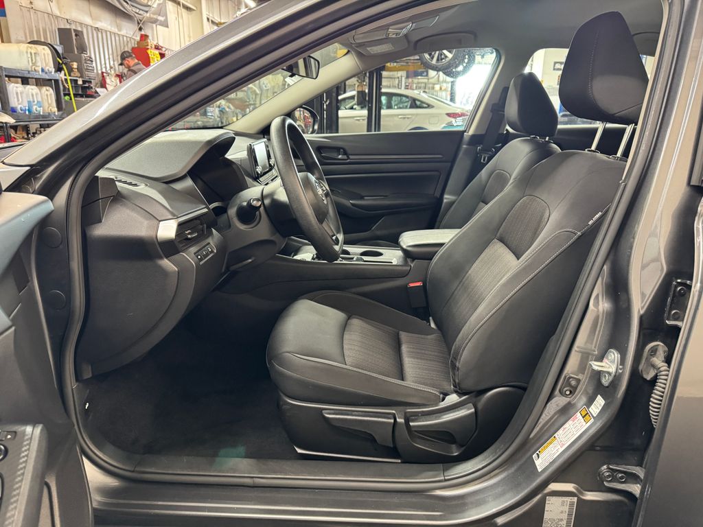 2024 Nissan Altima 2.5 S