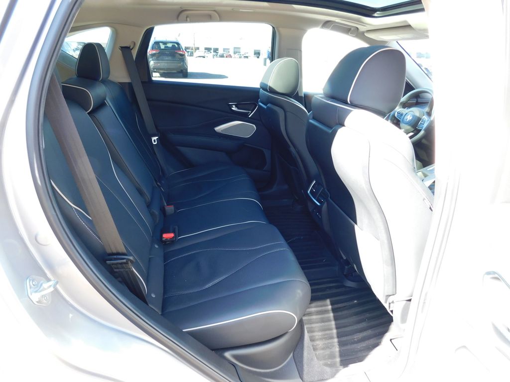 Thumbnail: 2024 Acura RDX - 5