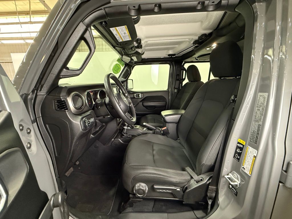 2021 Jeep Gladiator Sport