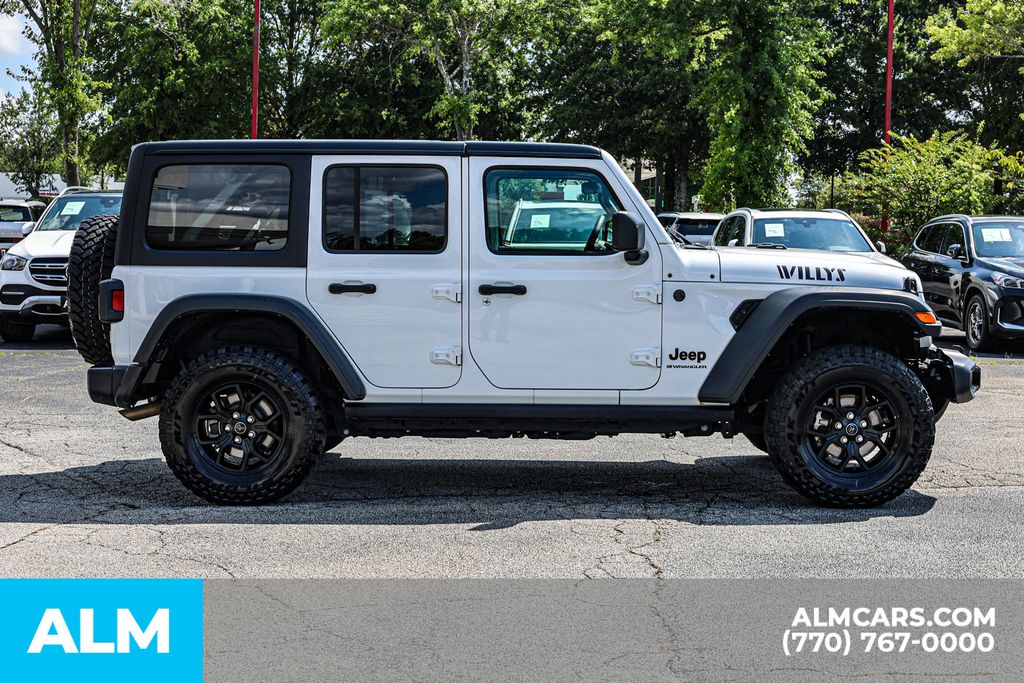 2025 Jeep Wrangler #9