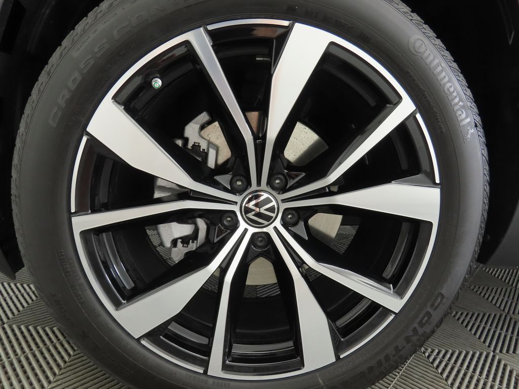 Thumbnail: 2025 Volkswagen Atlas - 30