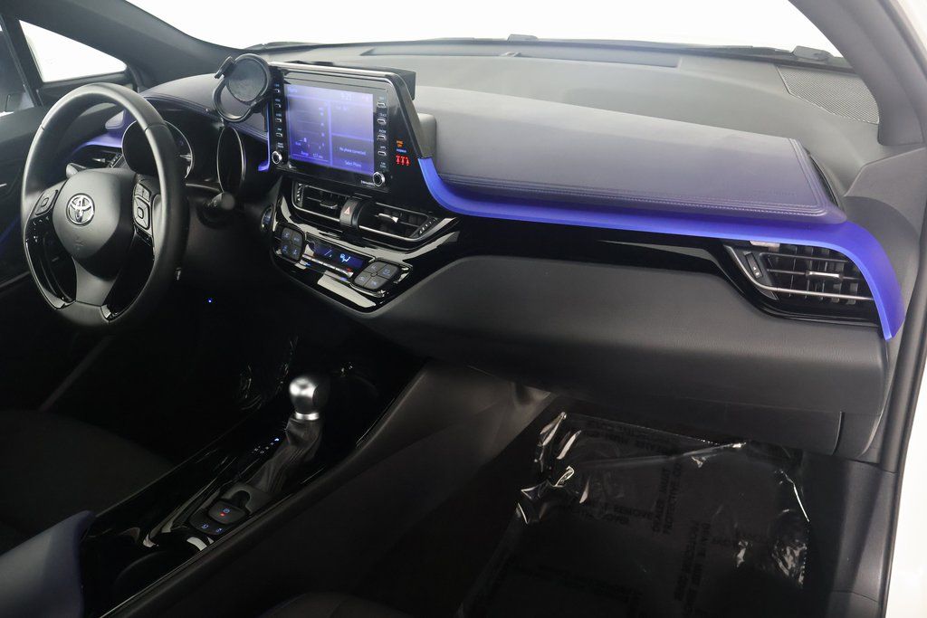 Thumbnail: 2021 Toyota C-HR - 7