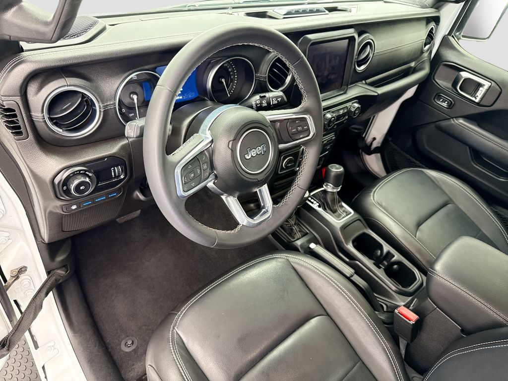 Thumbnail: 2023 Jeep Wrangler - 9