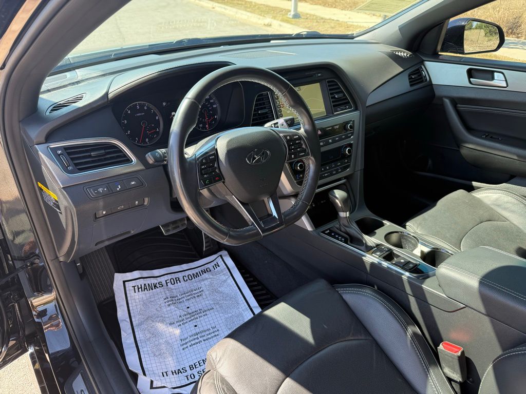 Thumbnail: 2015 Hyundai Sonata - 13