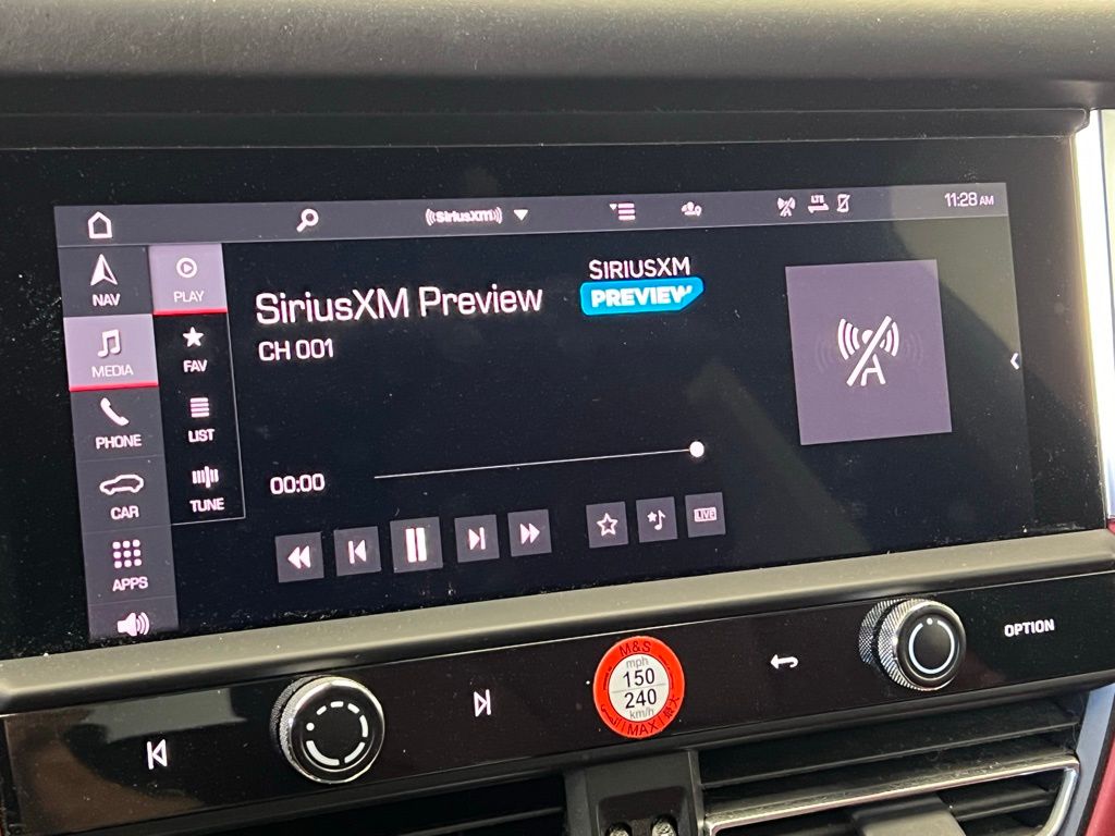 Thumbnail: 2022 Porsche Macan - 14