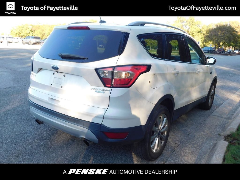 Thumbnail: 2017 Ford Escape - 4