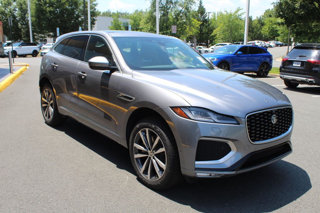 2026 Jaguar F-Pace R-Dynamic S - Photo 9