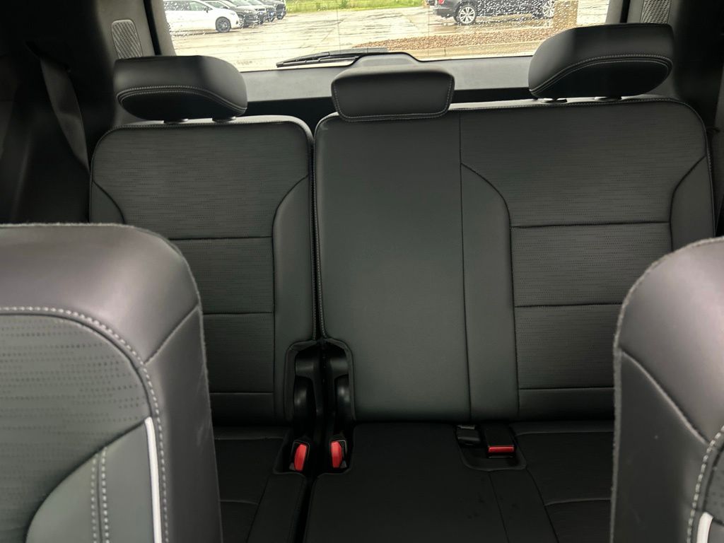 Used 2025 Buick Enclave SUV