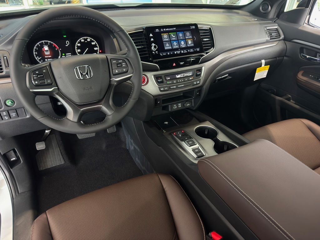2026 Honda Ridgeline RTL White at Community Honda