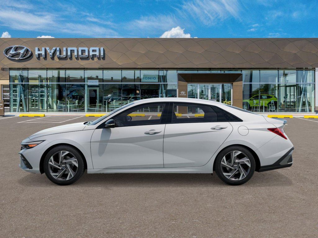 Thumbnail: 2025 Hyundai Elantra - 3