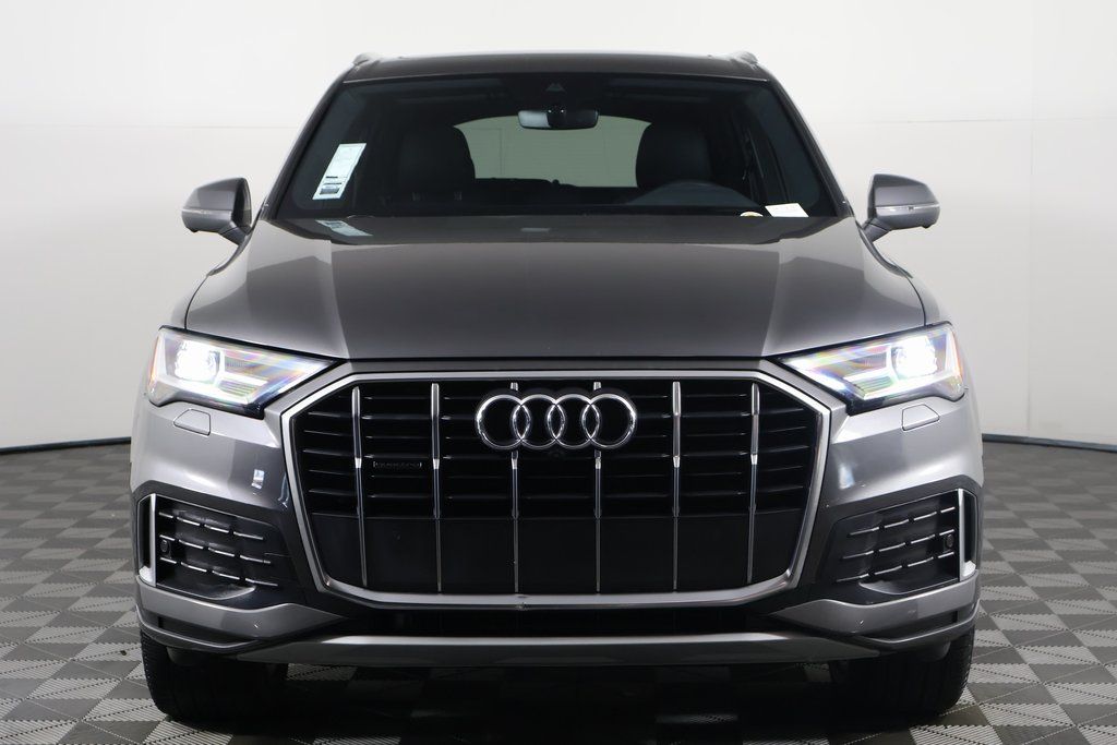 2022 Audi Q7 Premium 2