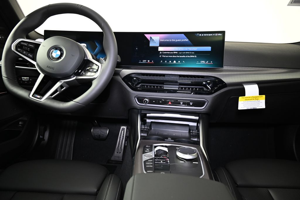Thumbnail: 2025 BMW 3 Series - 16