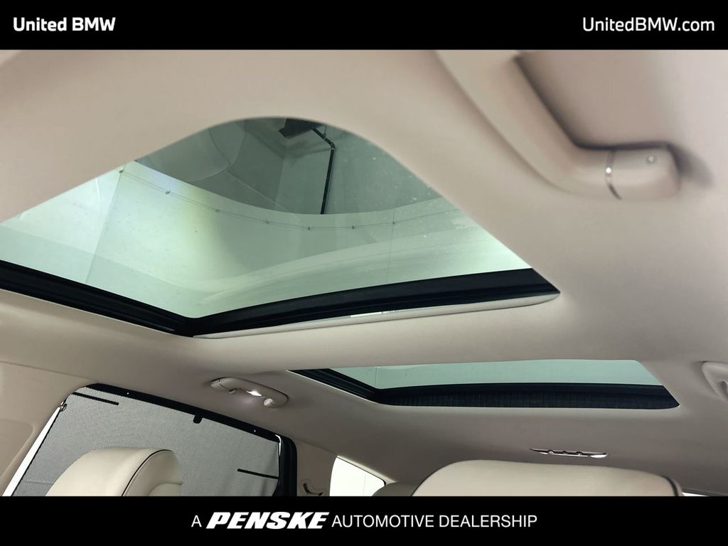 Thumbnail: 2021 Genesis GV80 - 20
