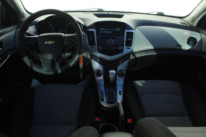 Used Car 2013 Chevrolet Cruze  Ls For Sale Under $10,000 In Georgetown, Texas
