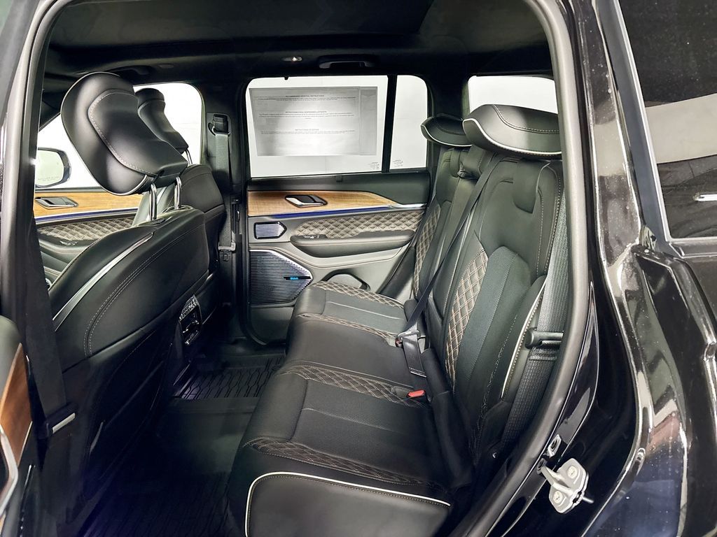 2026 Jeep Grand Cherokee Summit