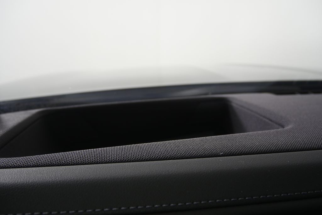 Thumbnail: 2026 BMW i7 - 23