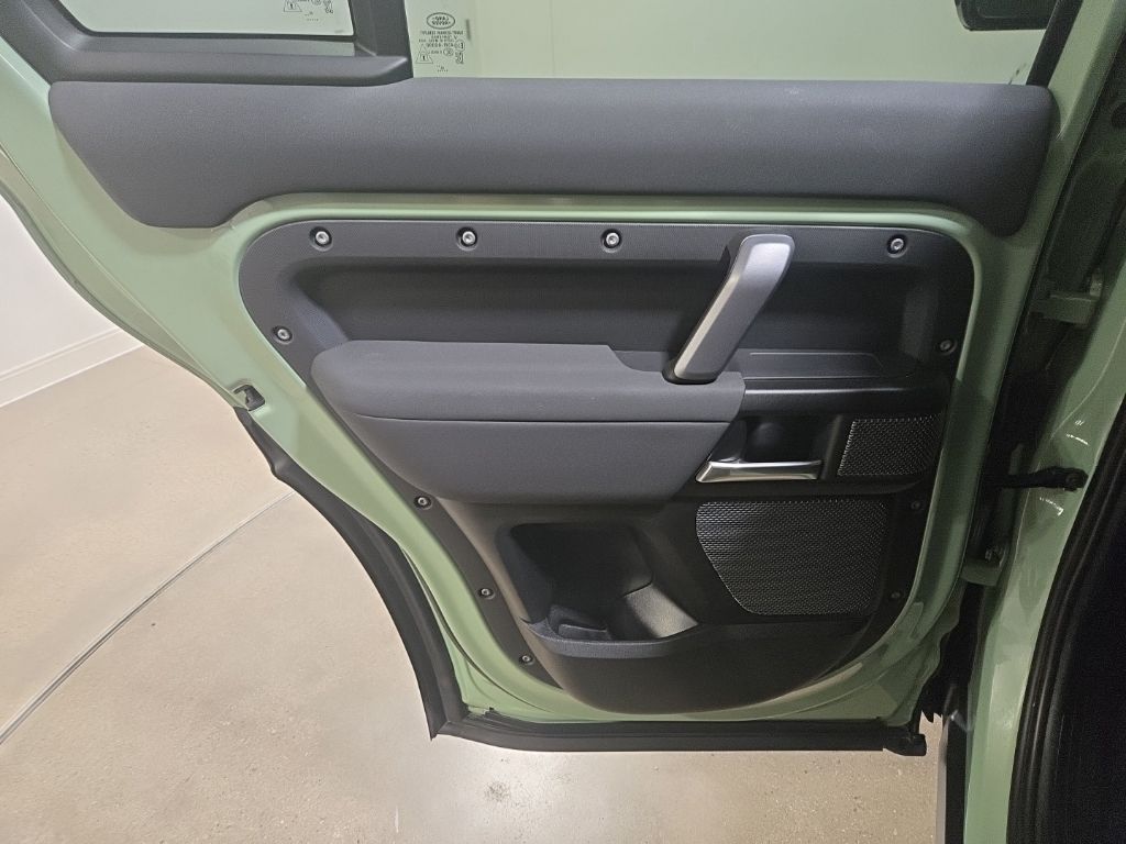 Certified Used 2023  Land Rover 75th Edition image 22