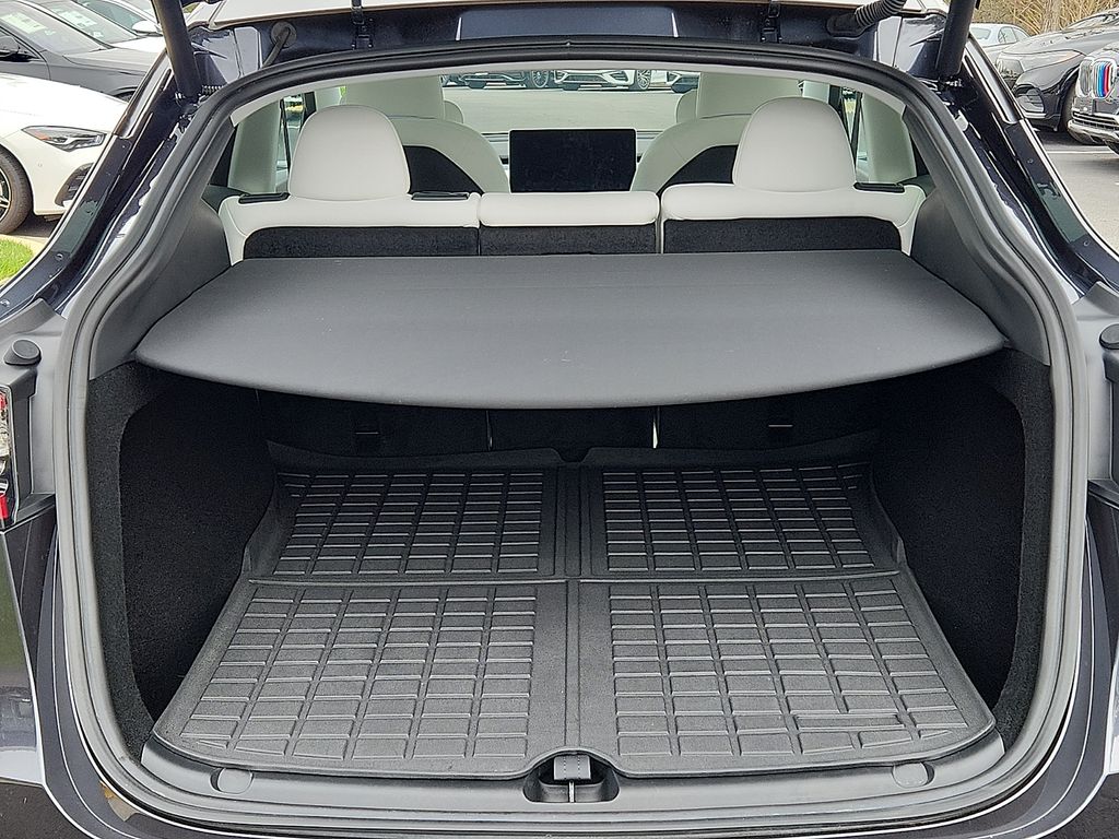 Thumbnail: 2024 Tesla Model Y - 25