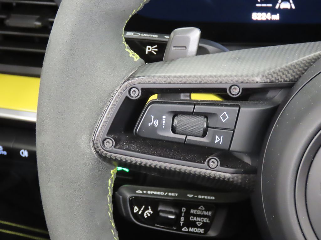 Thumbnail: 2023 Porsche 911 - 27