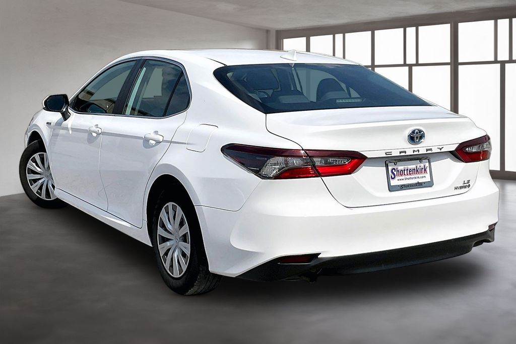 Used 2021 Toyota Camry Hybrid Sedan