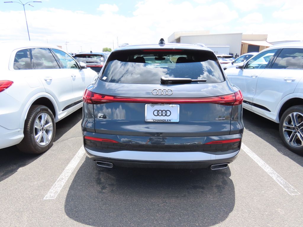 2025 Audi Q5 Premium 2