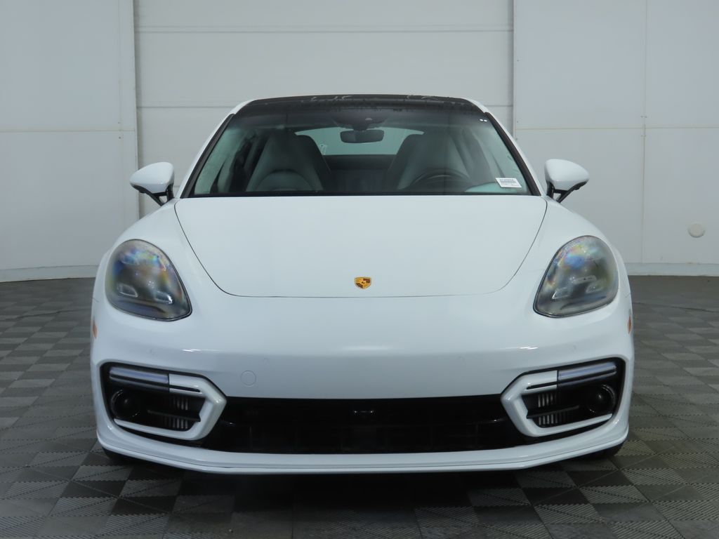 Thumbnail: 2022 Porsche Panamera - 2