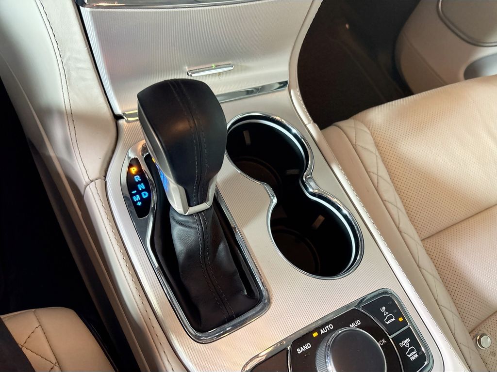2020 Jeep Grand Cherokee Summit