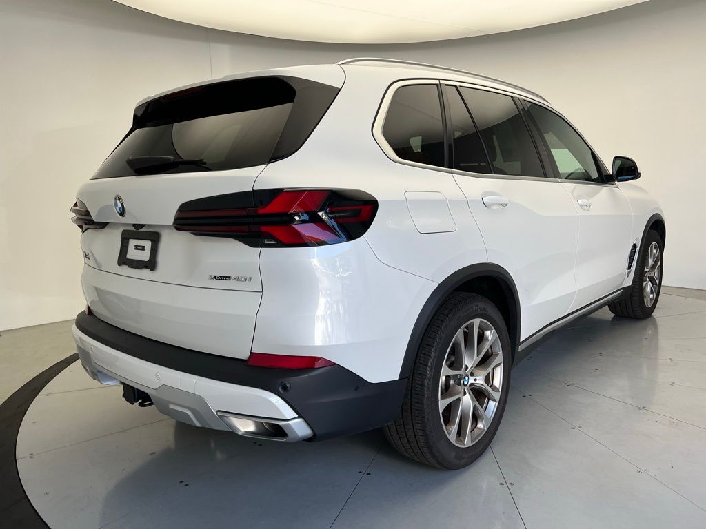 Thumbnail: 2024 BMW X5 - 3