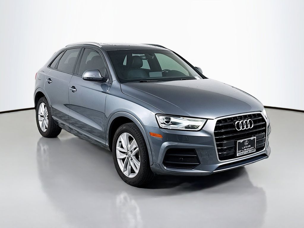 Thumbnail: 2017 Audi Q3 - 3